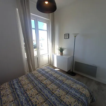 - Vue Magique Pour Cet Au 1er Etage - Du Golf Apartment