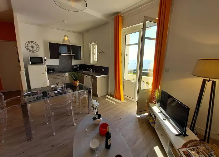- Vue Magique Pour Cet Au 1er étage - Résidence Du Golf Appartement Royan