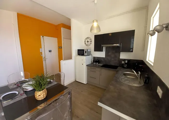 - Vue Magique Pour Cet Au 1er étage - Résidence Du Golf Appartement