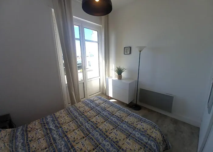 - Vue Magique Pour Cet Au 1er étage - Résidence Du Golf Appartement